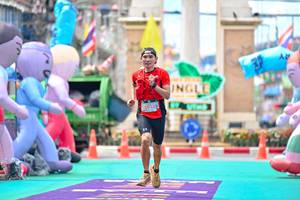 BIB: 5010
                            <button type="button" onclick="openModal(24882913)" class="btn btn-primary btn-sm float-right btn-popup" data-toggle="modal" data-target=".modal-high-quality">
                        <i class="fas fa-shopping-cart"></i> Add to Cart
                    </button>
                                            <button type="button" onclick="isThisMe(24882913, true)" class="btn btn-success btn-sm float-right btn-popup btn-isme hidden" data-toggle="tooltip" data-placement="bottom" title="นี่คือรูปของคุณใช่ไหม คลิกที่นี่เพื่อเอาเข้าอัลบั้ม">
                        <i class="fas fa-plus"></i> Add to album
                    </button>
                    <button type="button" onclick="isThisMe(24882913, false)" class="btn btn-warning btn-sm float-right btn-popup btn-isnotme hidden">
                        <i class="fas fa-ban"></i> Remove from album
                    </button>